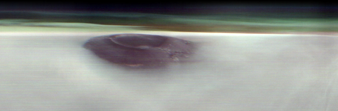 Mars Odyssey Capta un Volcán Emergiendo Entre Nubes en Marte