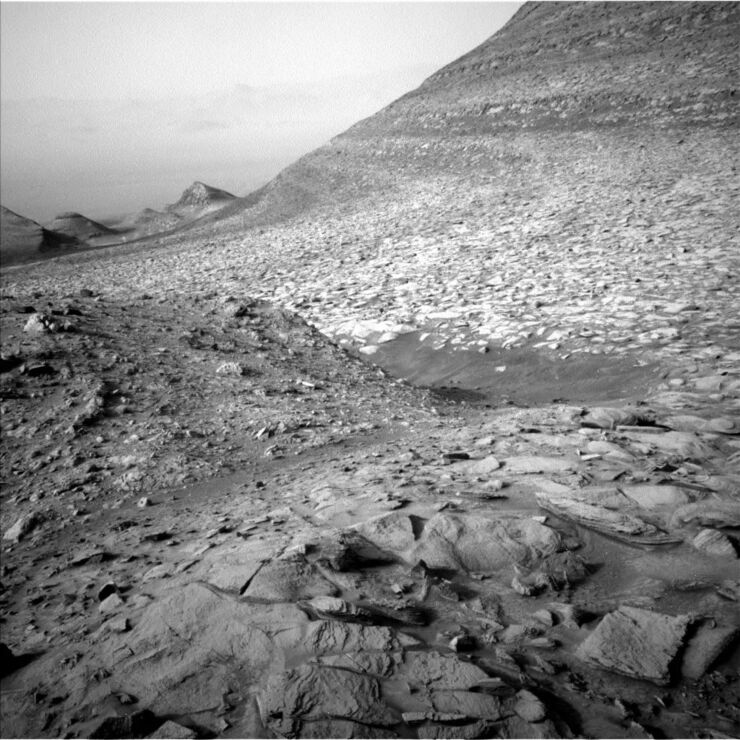 Curiosity Alcanza el Lado Sur de la Cresta Pinnacle