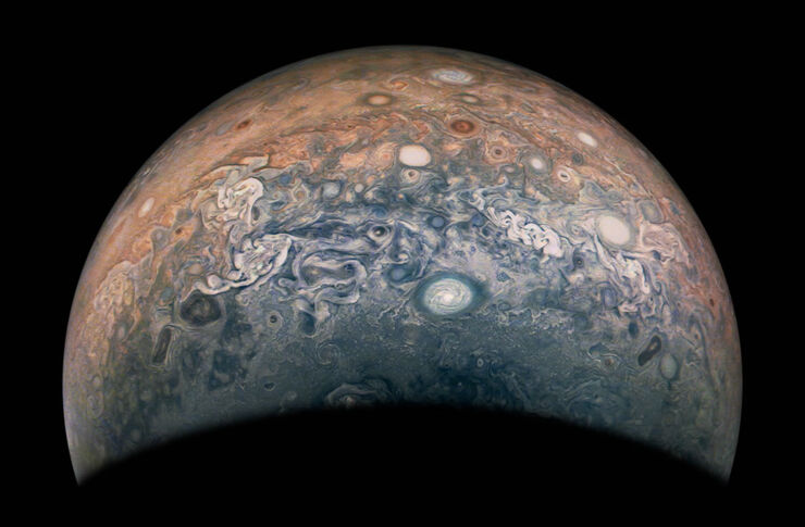 Nuevas Imágenes de Júpiter Captadas por la Sonda Espacial Juno