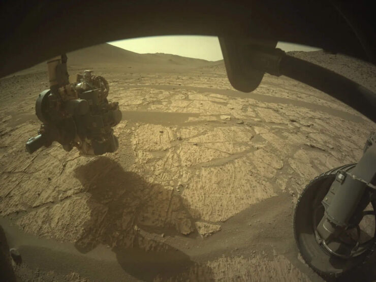 Perseverance Analiza Rocas con una Nueva Textura Nunca Antes Vista en Marte