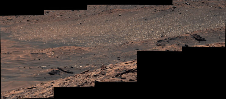 Campo de brillantes rocas de azufre blanco  en Marte