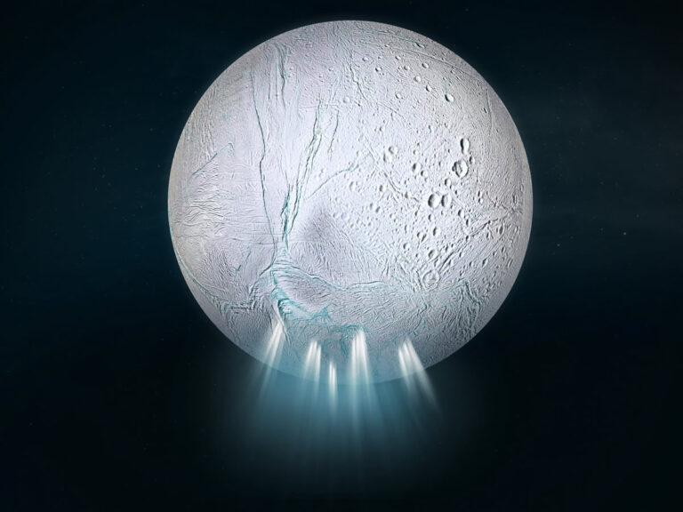 Representación artística de Encélado, la luna helada de Saturno. Con una superficie congelada que cubre un océano profundo, Encélado es un objetivo fascinante para buscar signos de habitabilidad en otras partes de nuestro Sistema Solar.