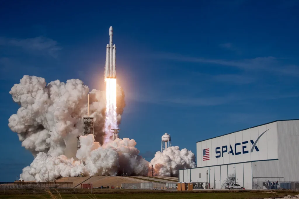 SpaceX debuta en los mercados con la mayor salida a bolsa jamás registrada mientras impulsa el desarrollo de Starship, el megacohete llamado a revolucionar la exploración espacial.